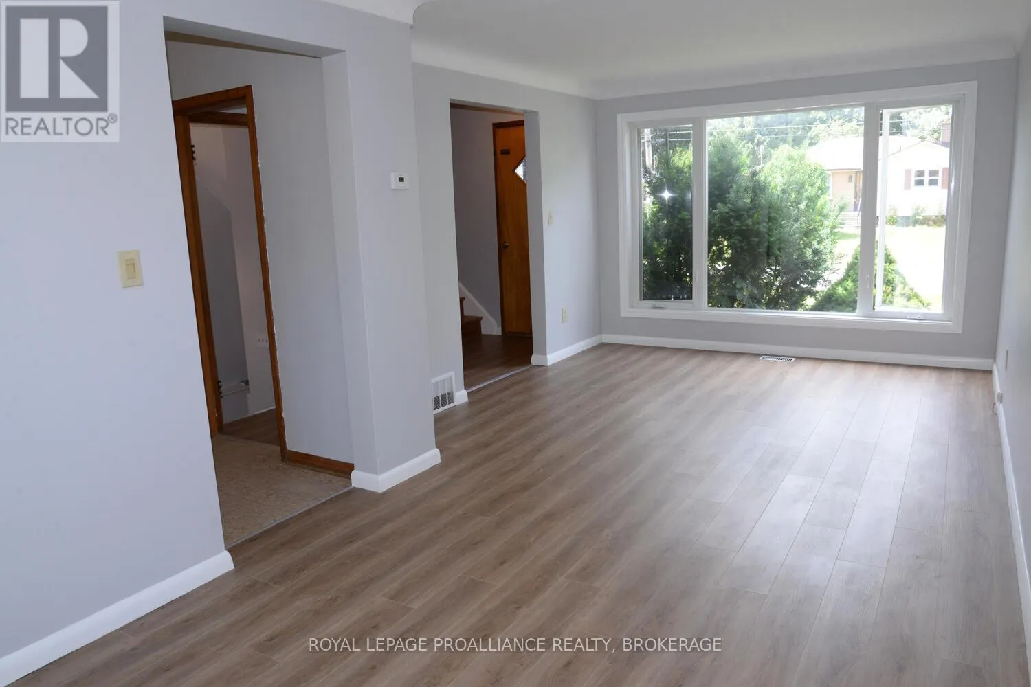 322 MEADOWCREST ROAD