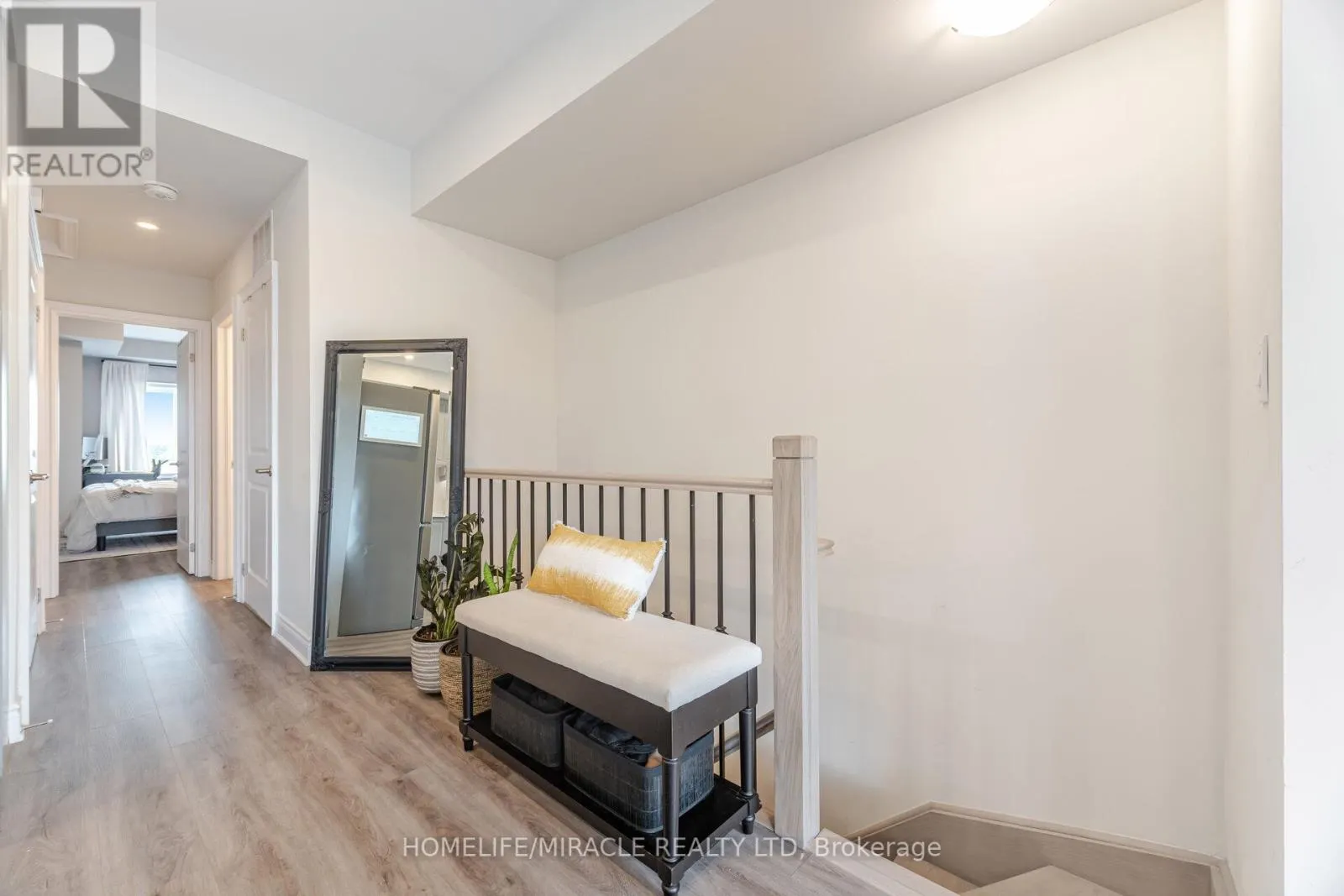 305 - 721 FRANKLIN BOULEVARD