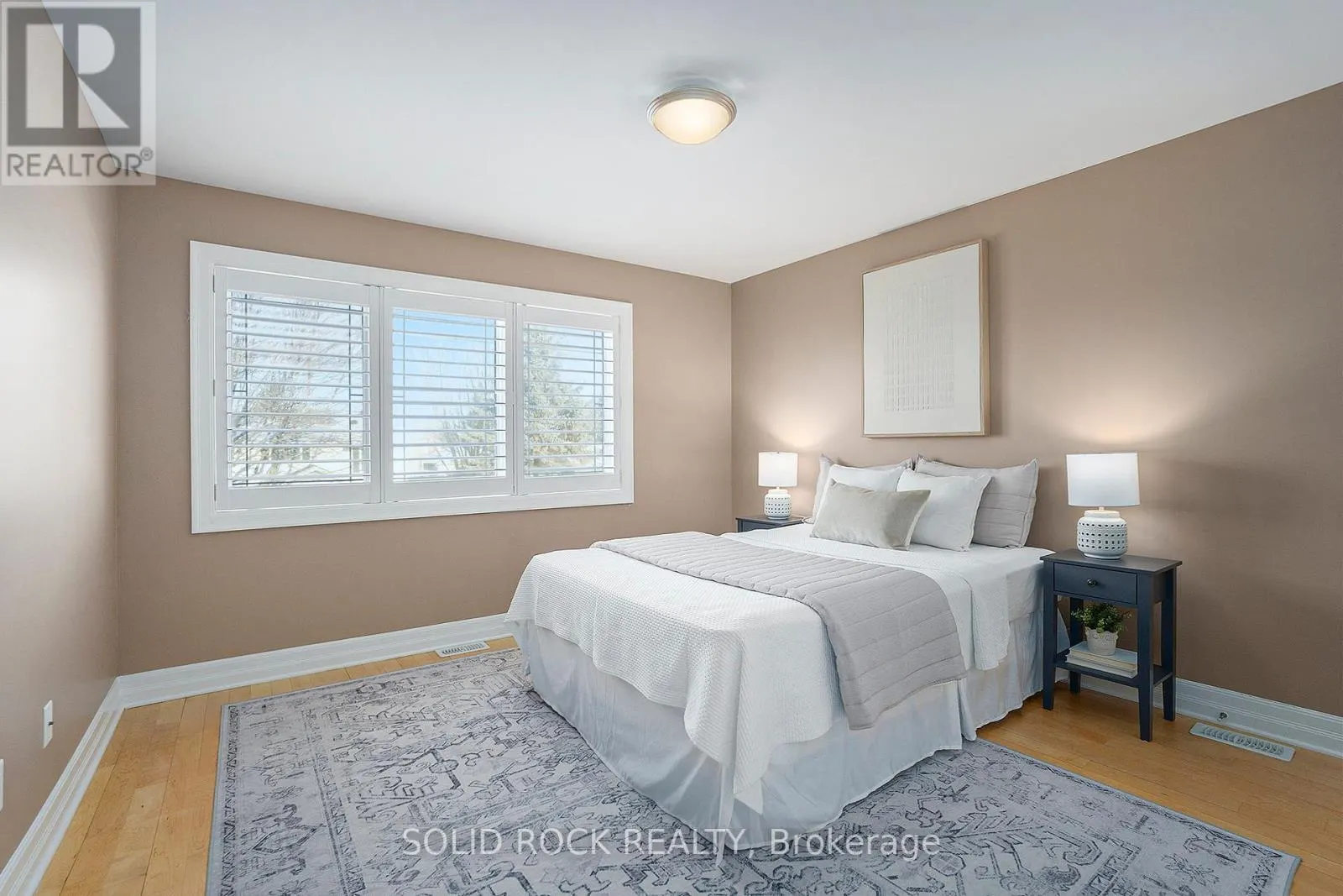 120 ROSSLAND AVENUE
