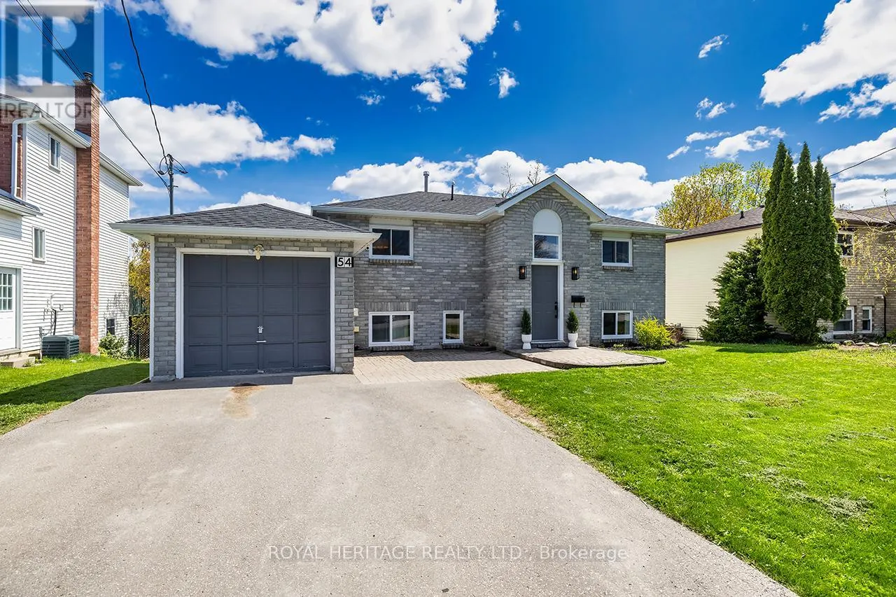 54 CHAMPLAIN BOULEVARD