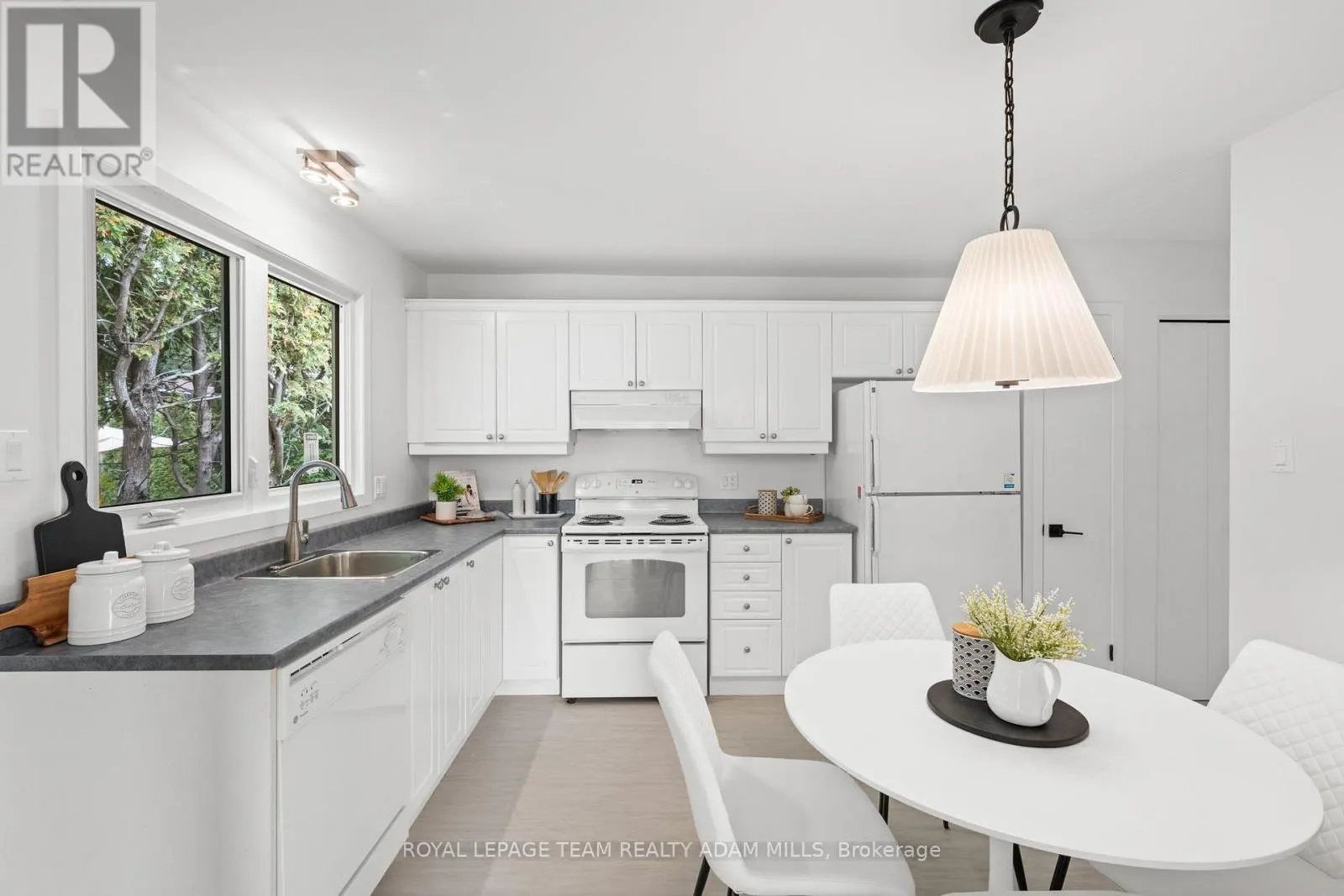 968 WALKLEY ROAD