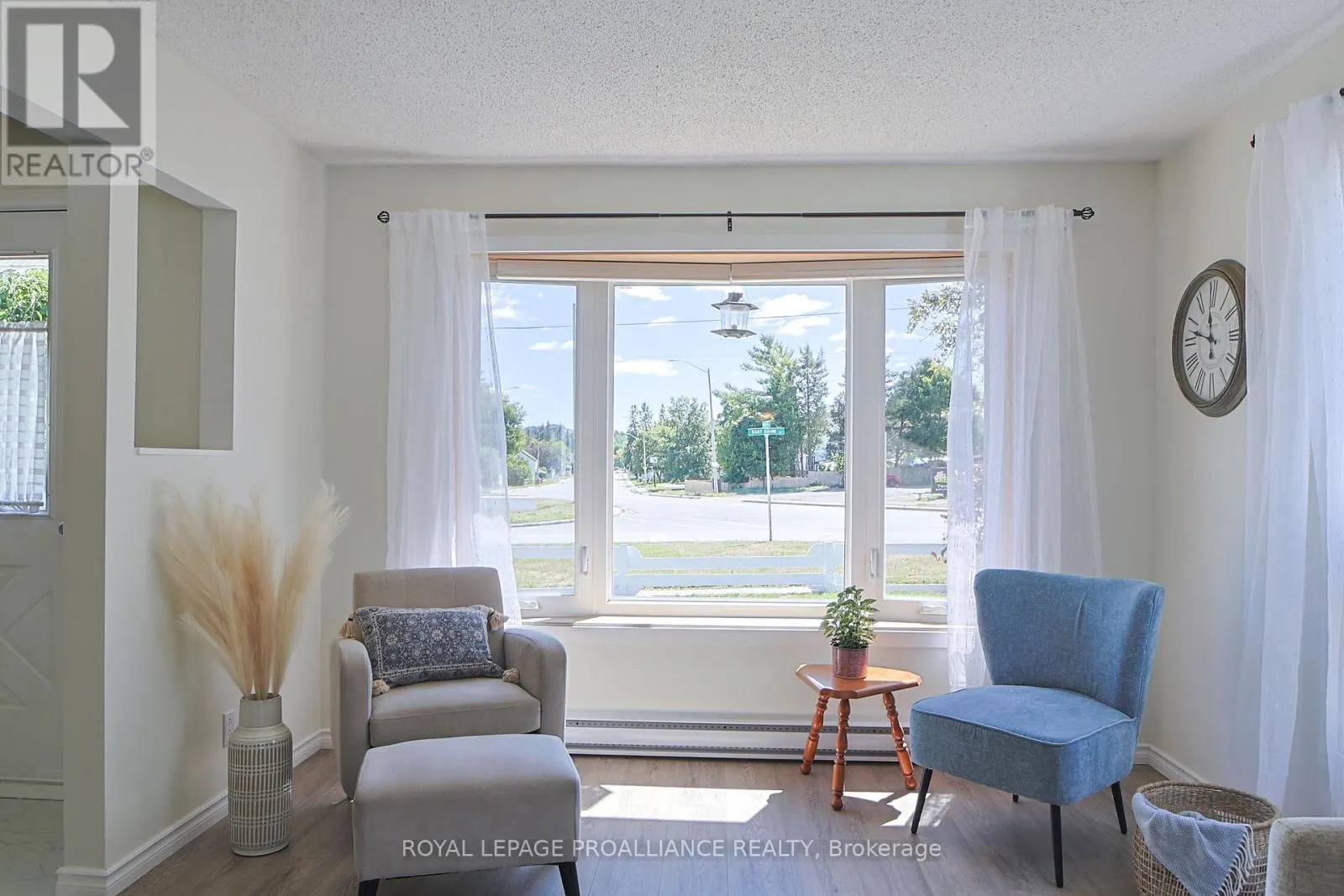 98 EAST DAVIS STREET