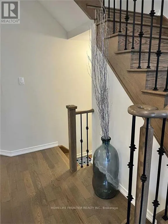 127 MUNRO CIRCLE