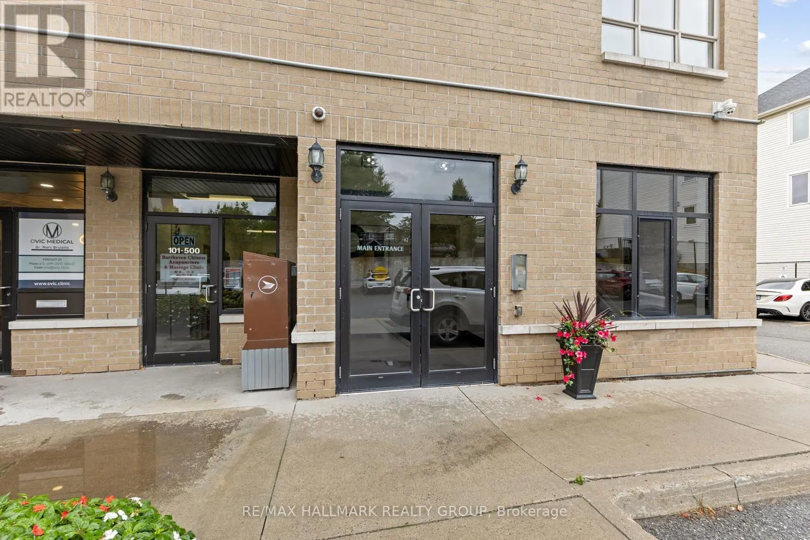 206 - 500 CLARIDGE DRIVE
