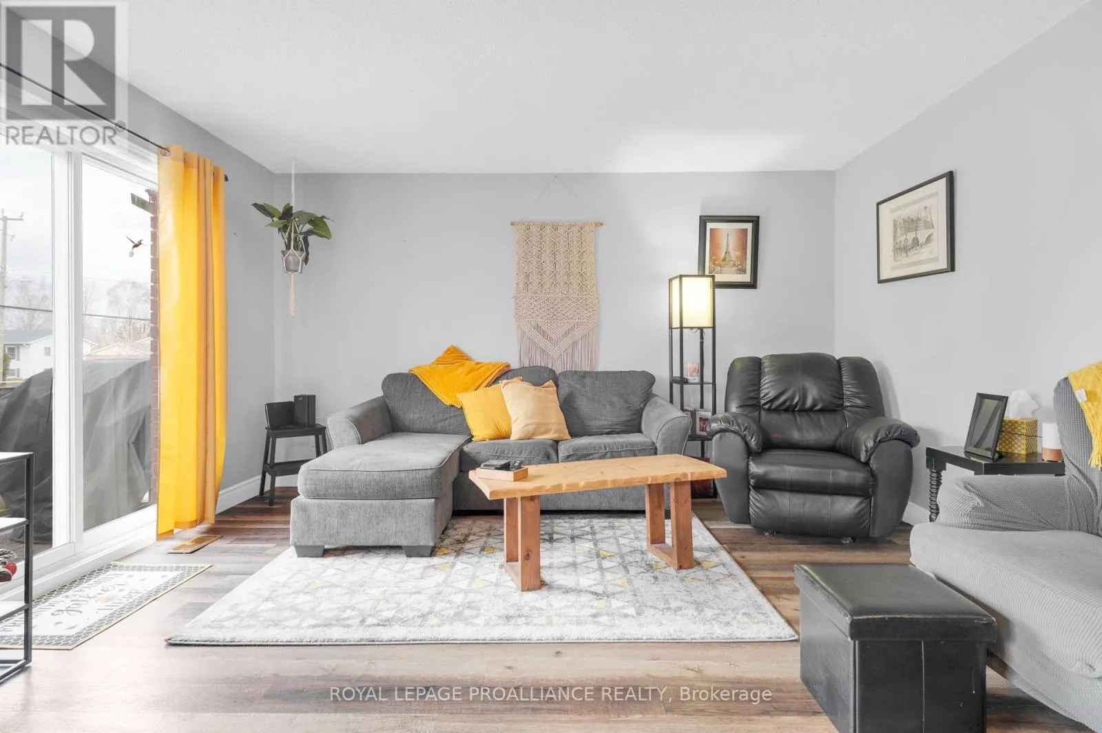 B - 162 PRINCE EDWARD STREET, #B