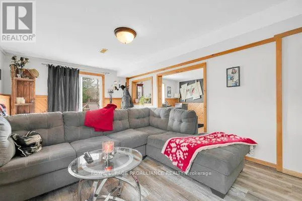 B - 162 PRINCE EDWARD STREET, #B
