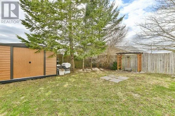 B - 162 PRINCE EDWARD STREET, #B