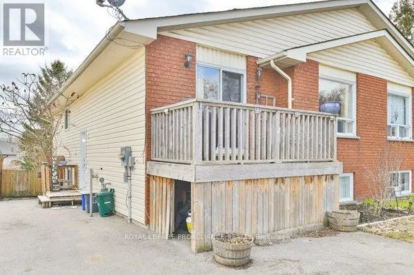 B - 162 PRINCE EDWARD STREET, #B