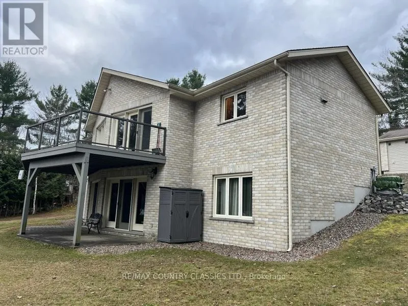 90 GOLDEN SHORES ROAD