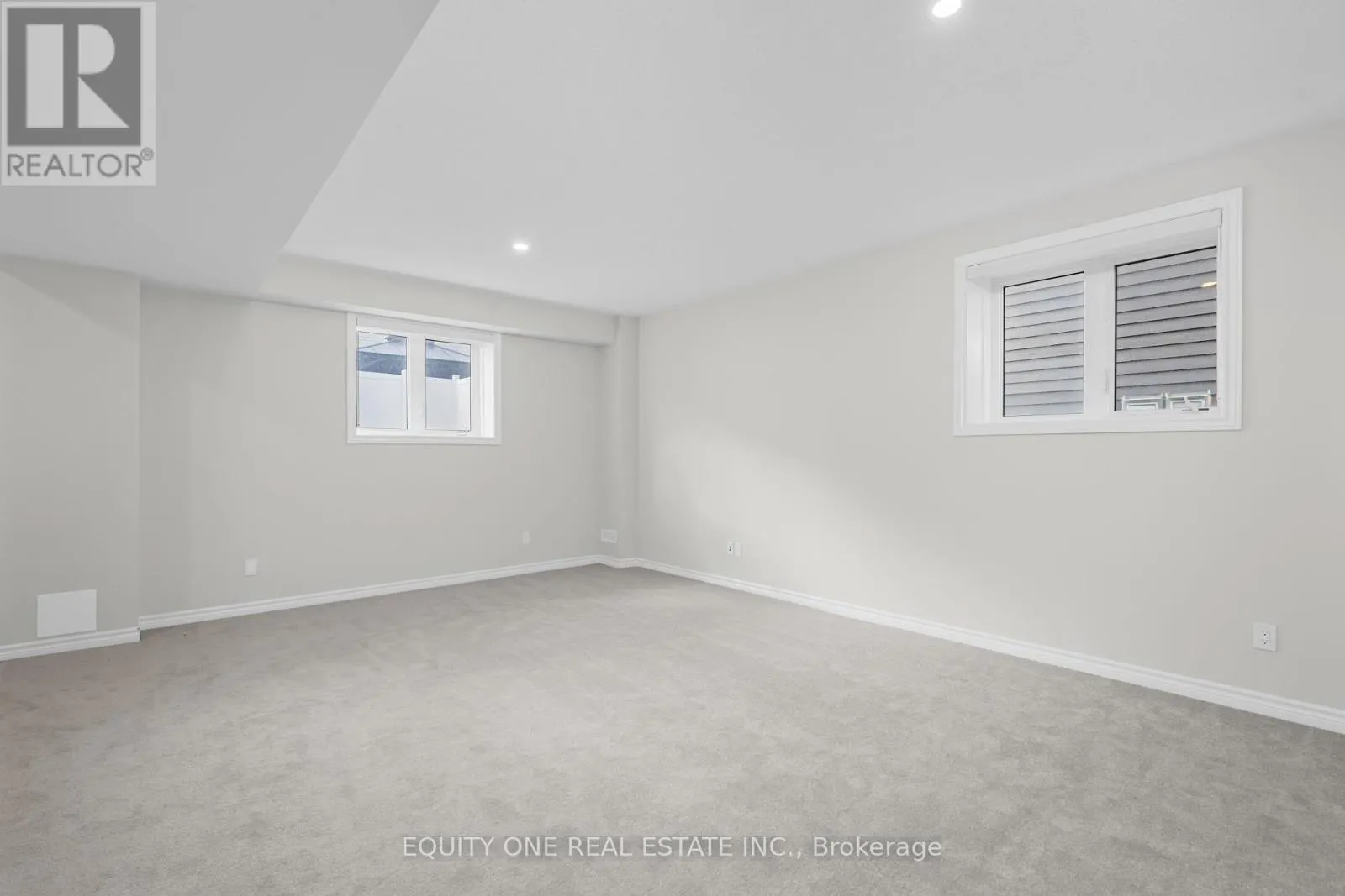 215 MEYNELL ROAD