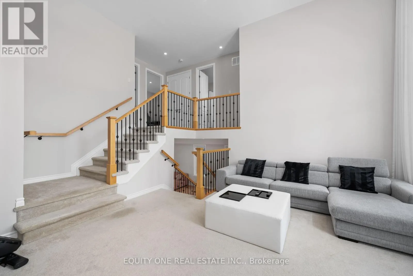 215 MEYNELL ROAD