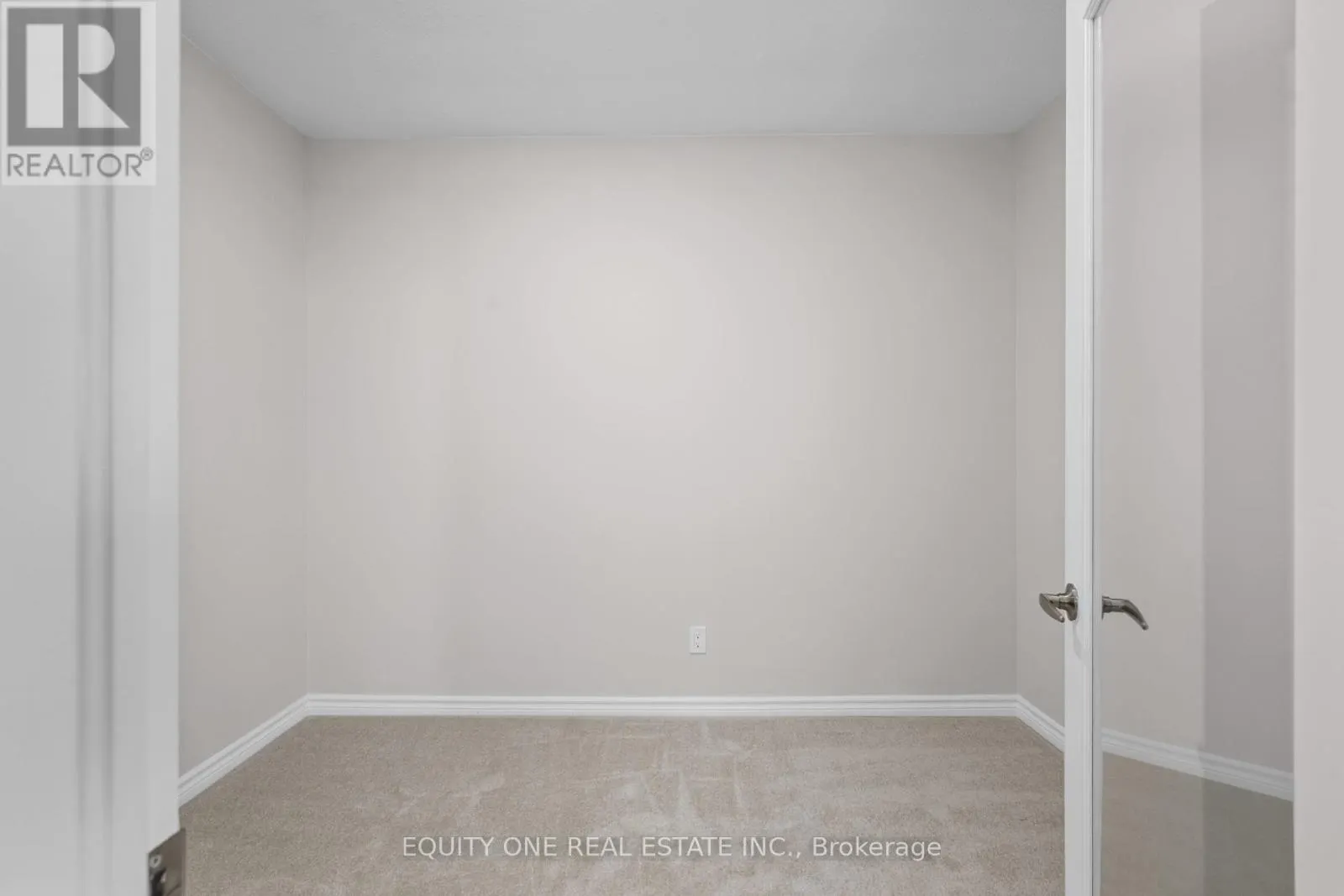 215 MEYNELL ROAD