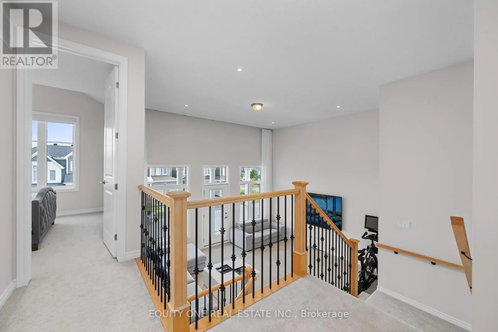 215 MEYNELL ROAD