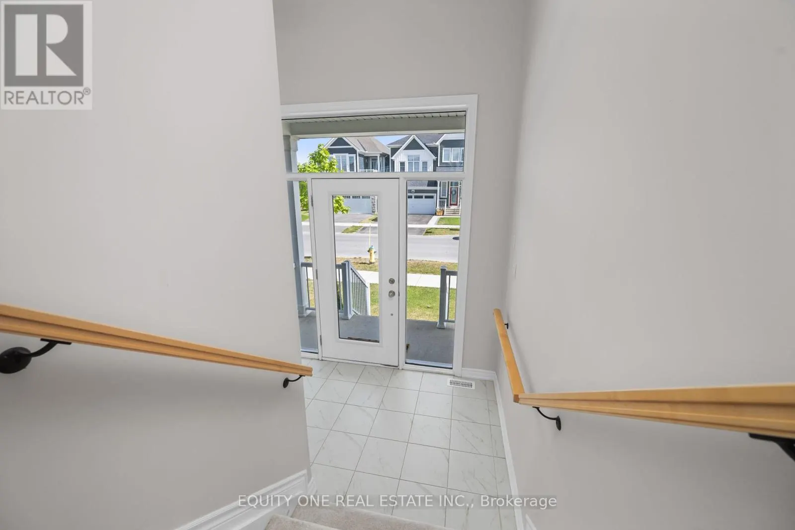 215 MEYNELL ROAD
