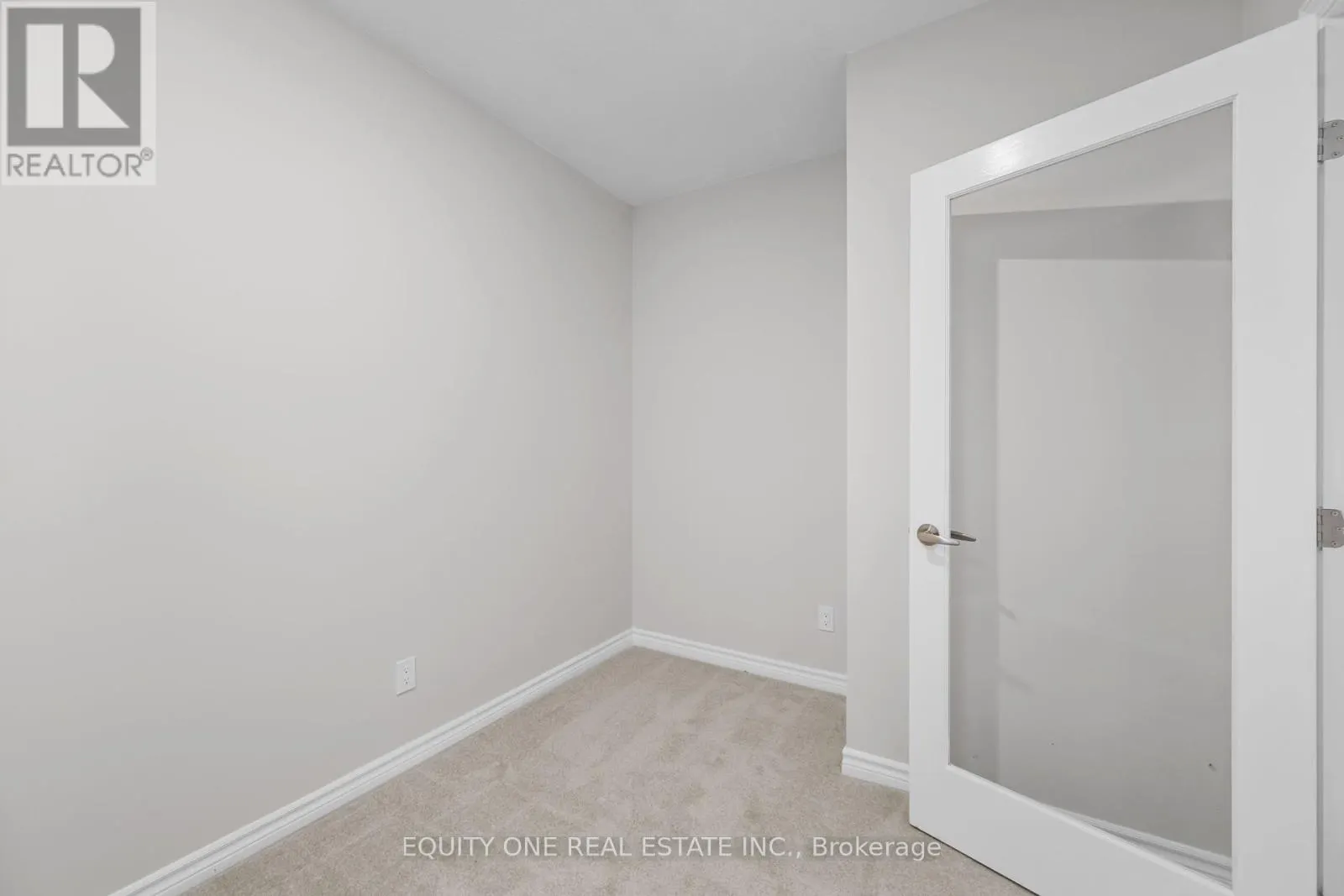 215 MEYNELL ROAD