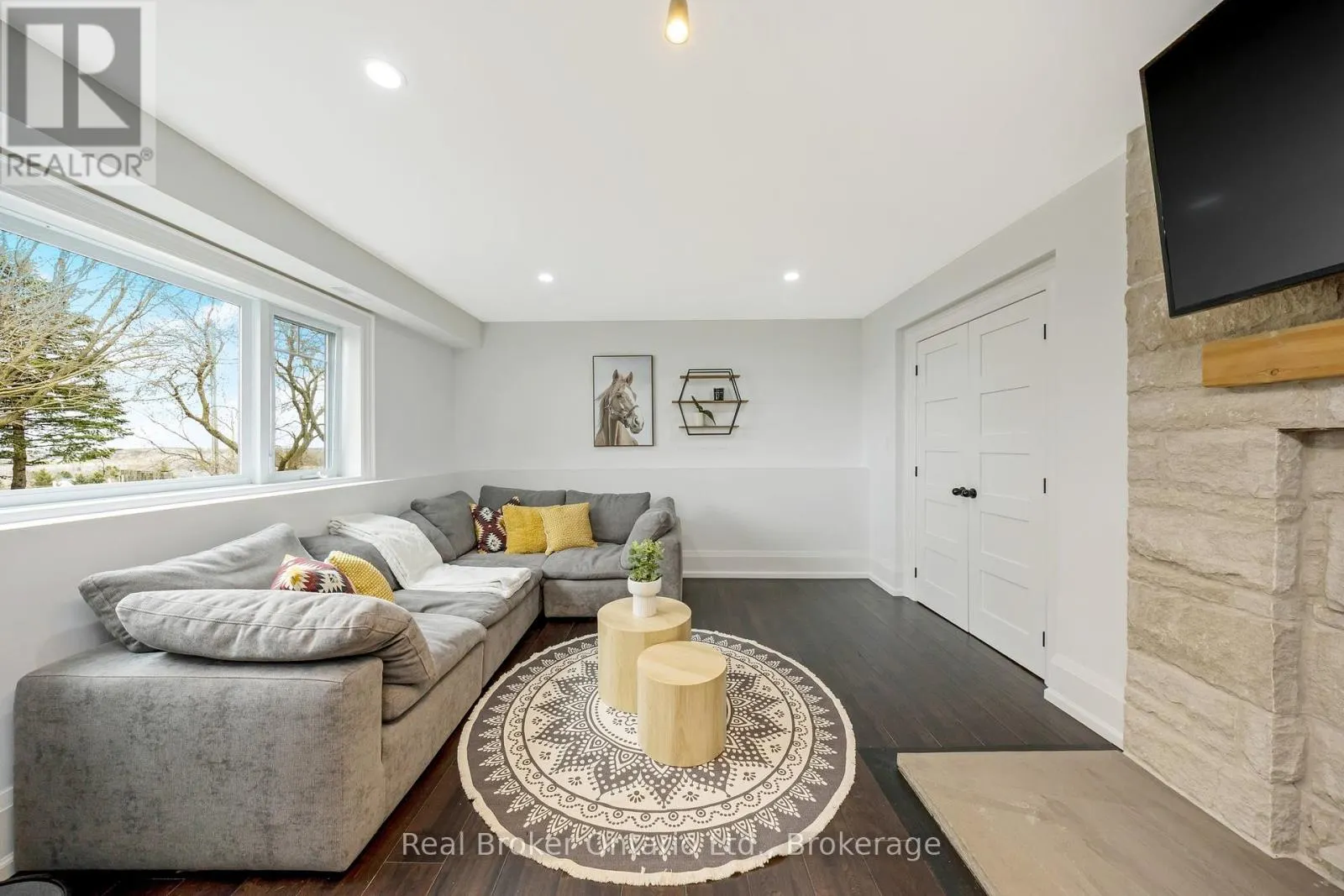 5938 TRAFALGAR ROAD