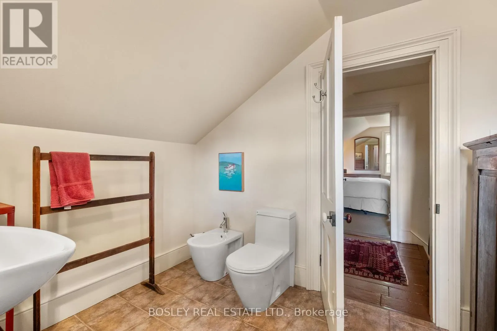 22 BRAMLEY STREET N