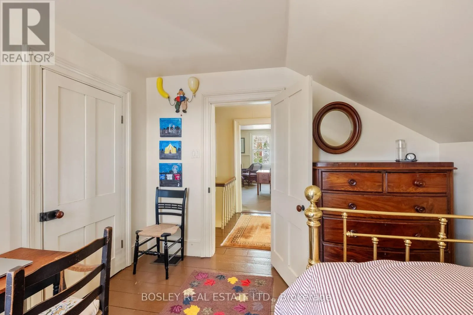 22 BRAMLEY STREET N
