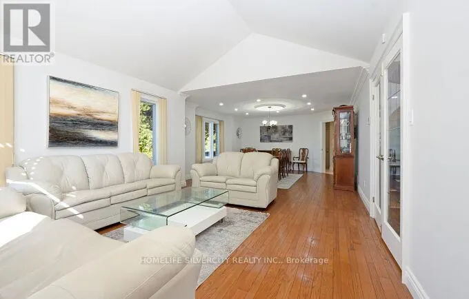 126 MONTMORENCY DRIVE