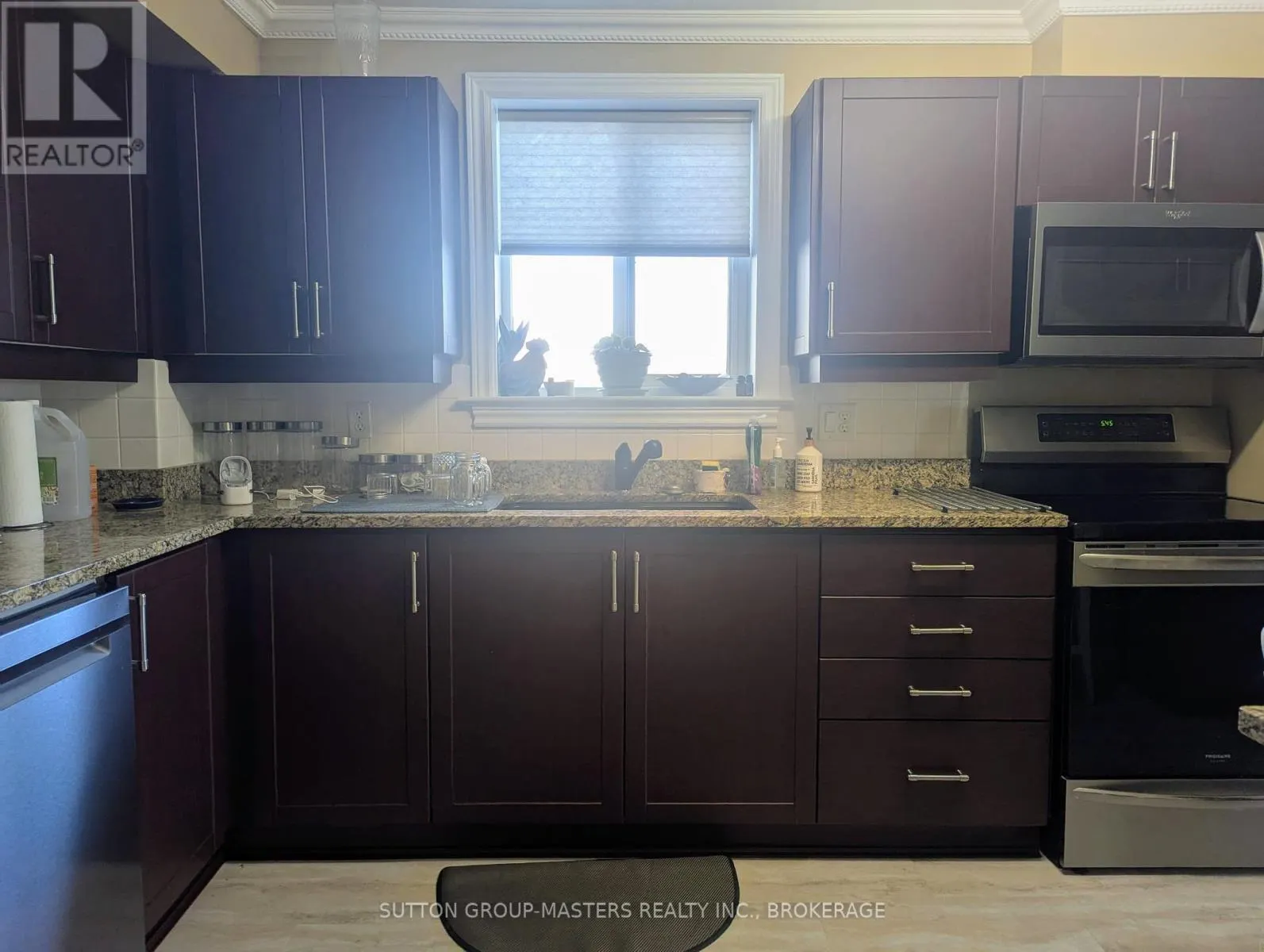1106 - 257 BATH ROAD, #1106