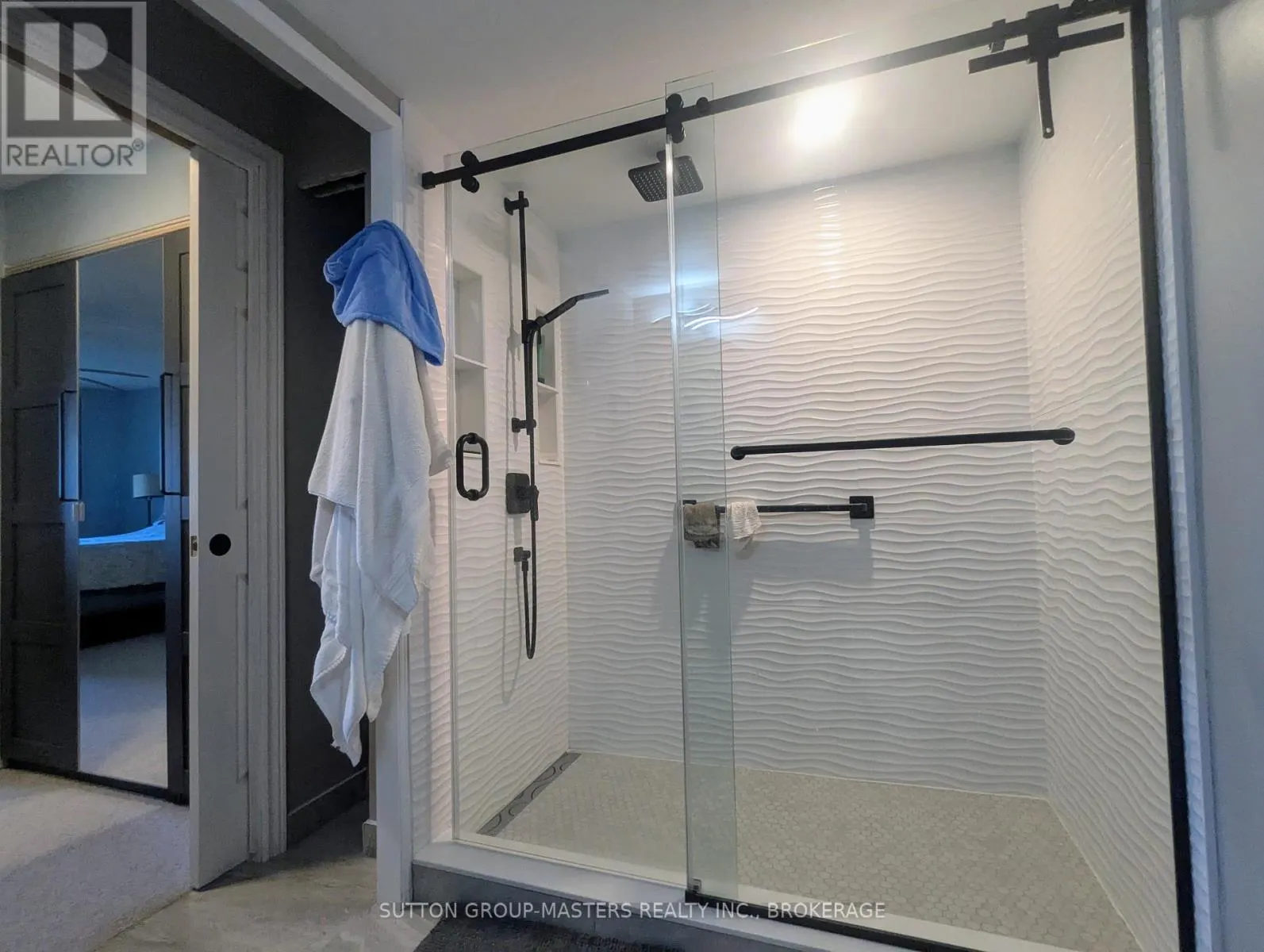 1106 - 257 BATH ROAD, #1106