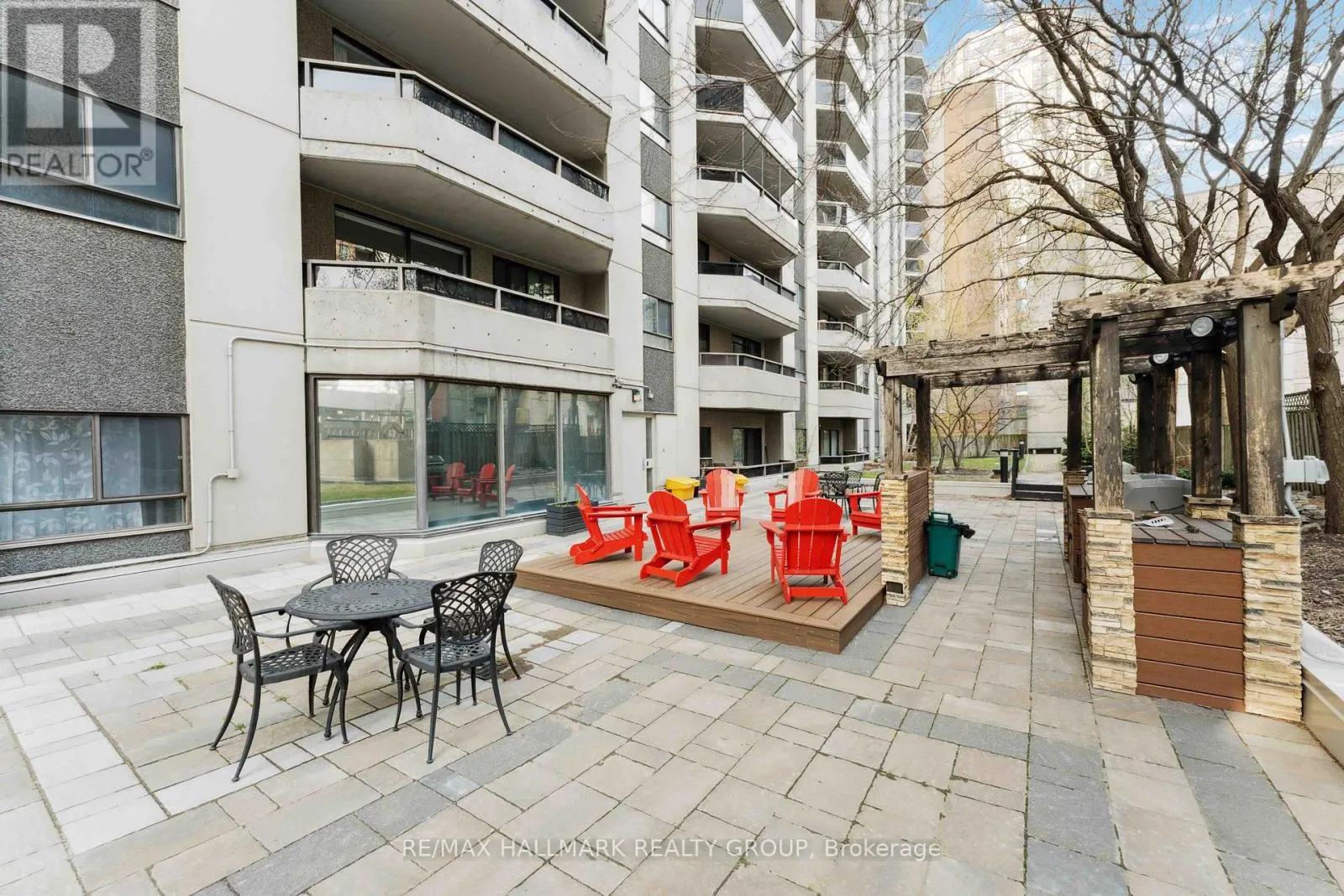 308 - 470 LAURIER AVENUE W