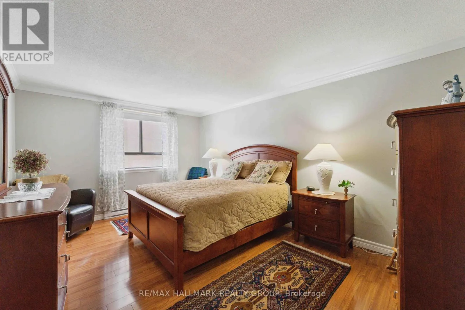 308 - 470 LAURIER AVENUE W