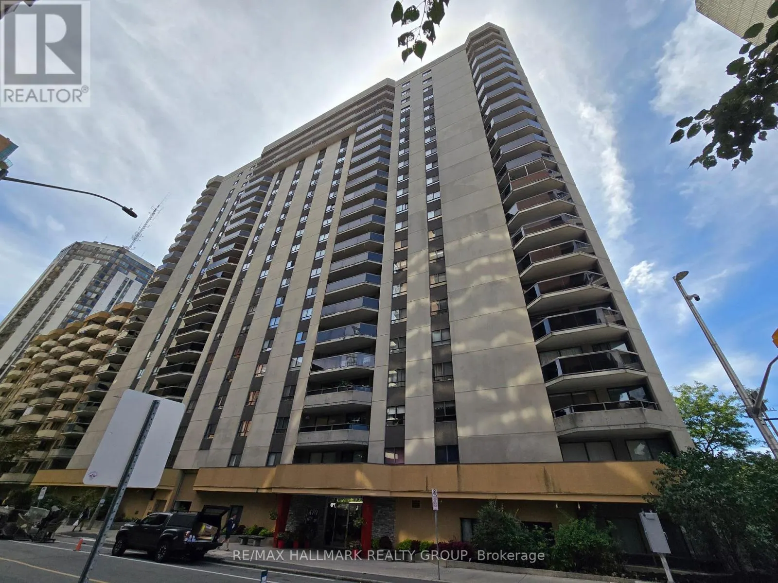 308 - 470 LAURIER AVENUE W