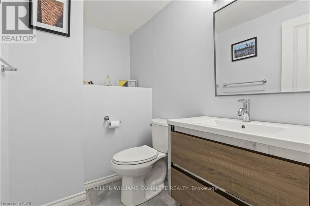 55 ALBERT STREET W