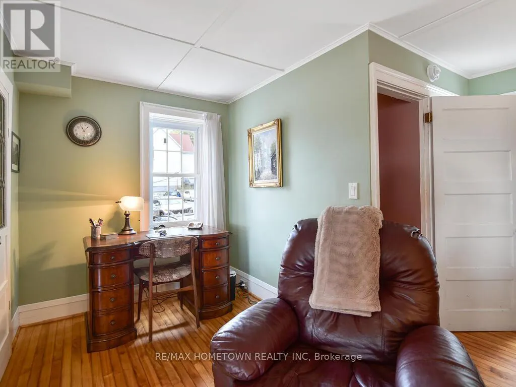 92 WATER STREET E