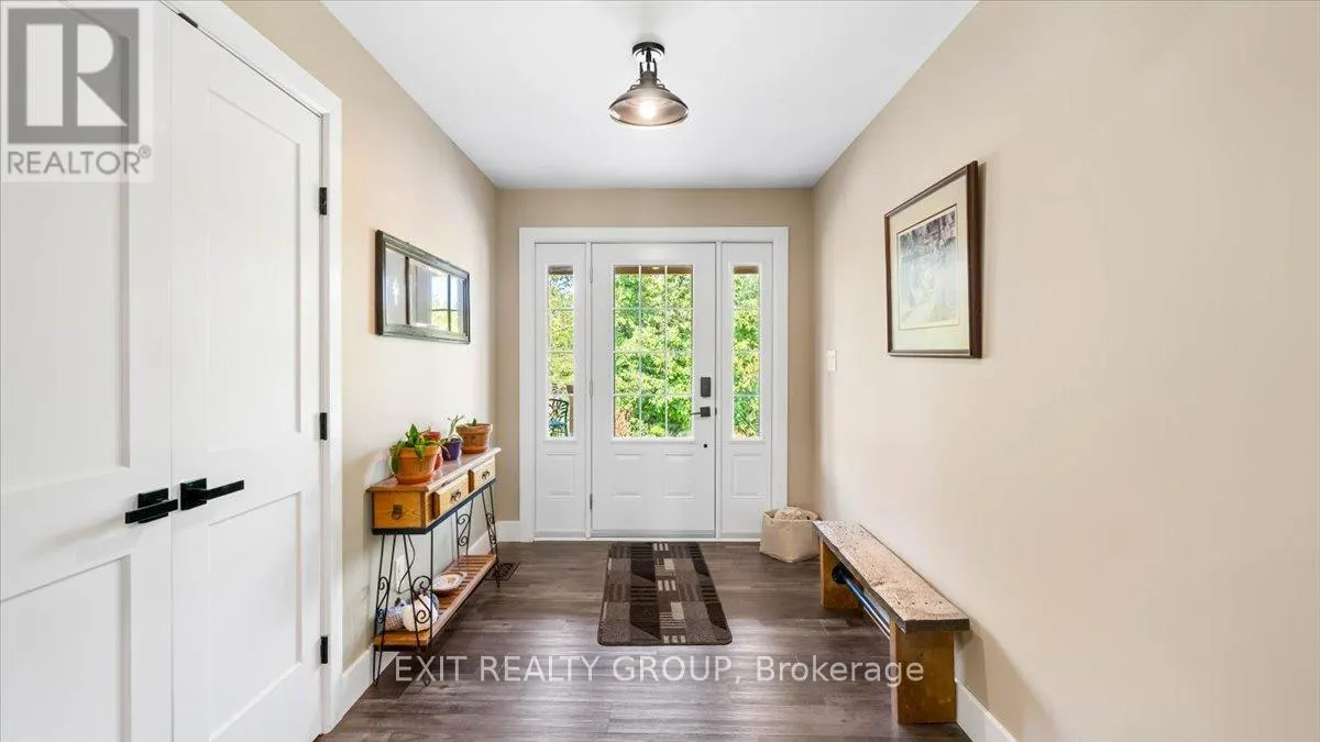 32 MARBLE COURT