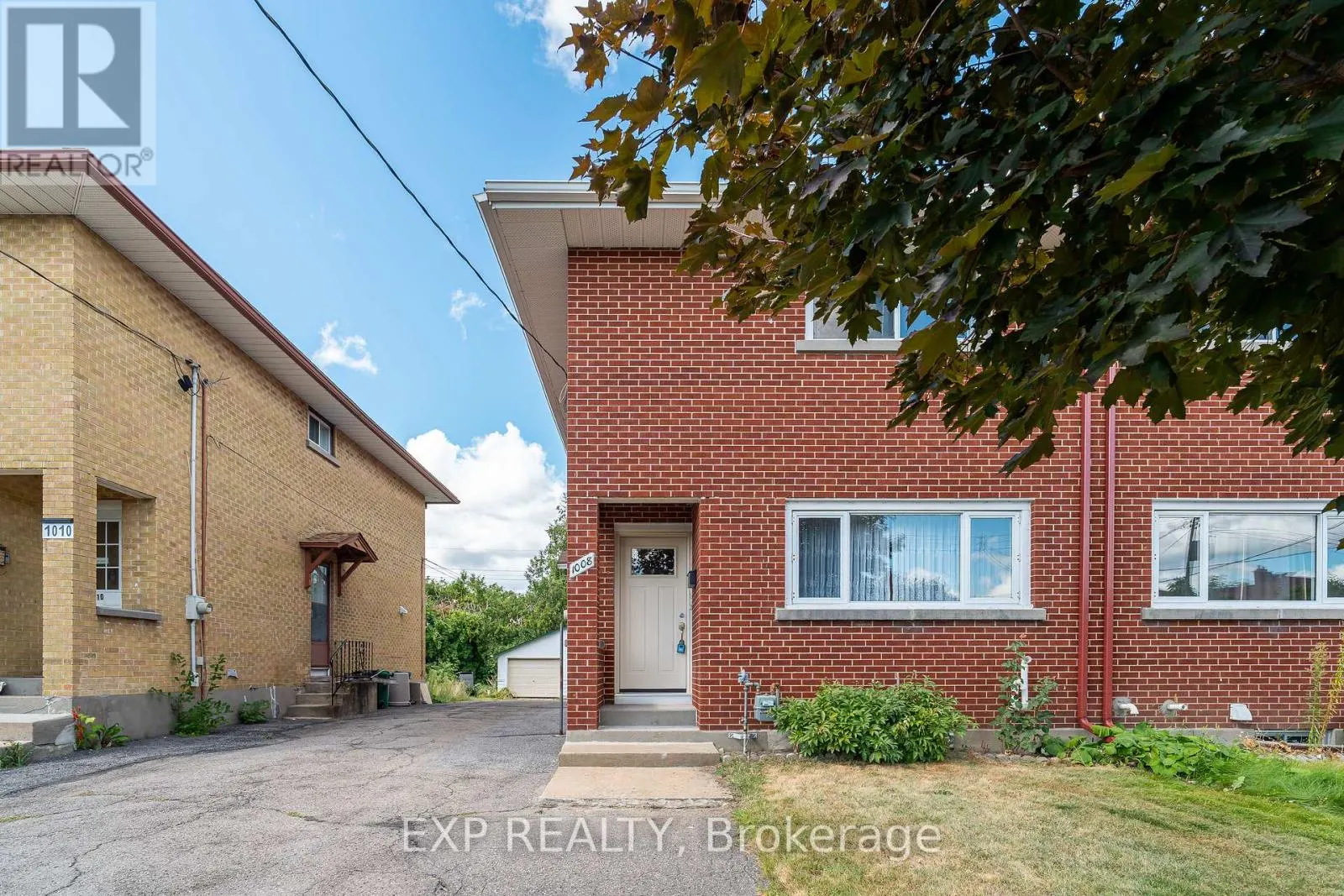 1008 RIDDELL AVENUE S