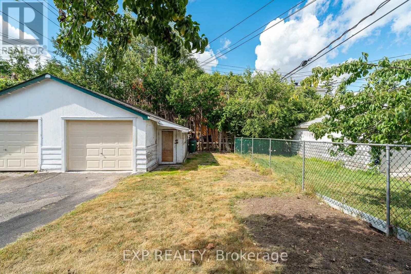 1008 RIDDELL AVENUE S