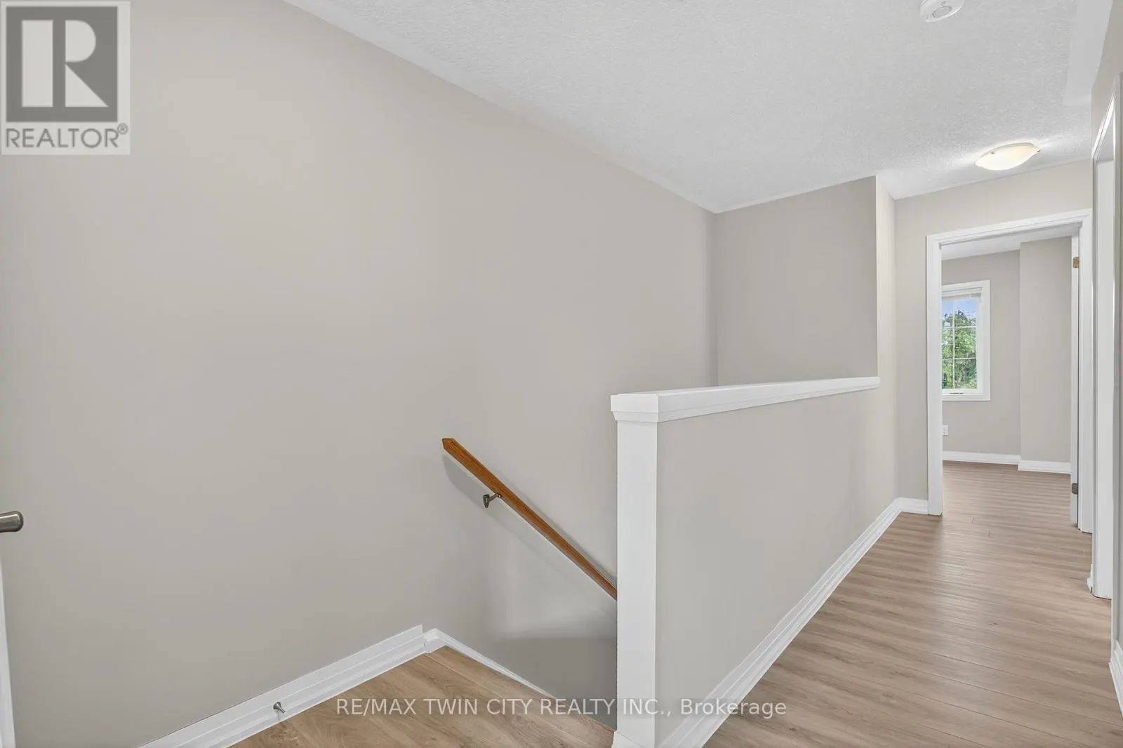 43 - 311 WOOLWICH STREET