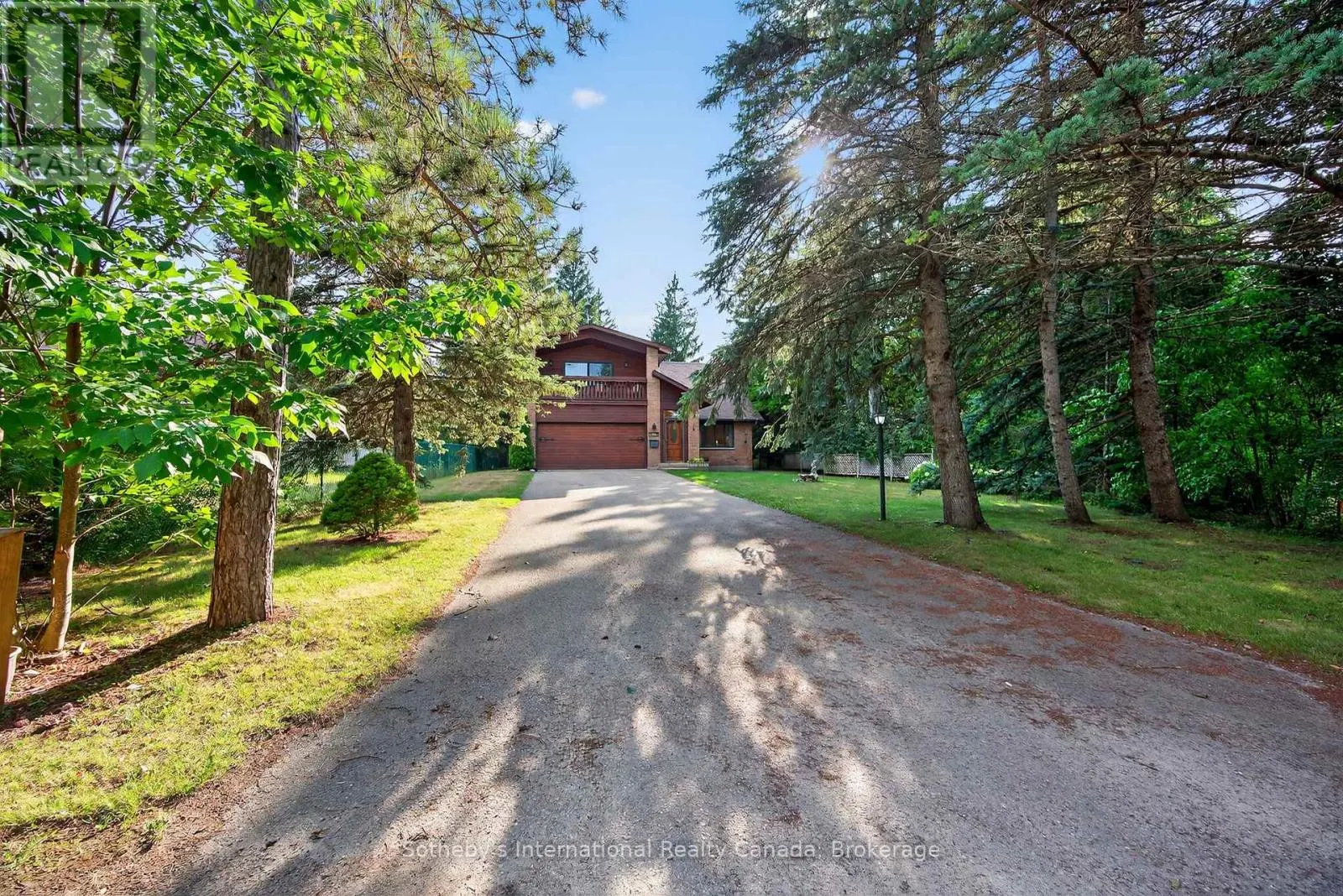 152 BAYVIEW AVENUE