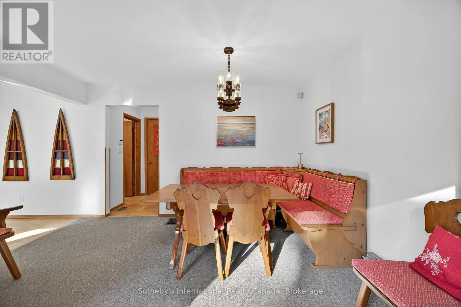 152 BAYVIEW AVENUE