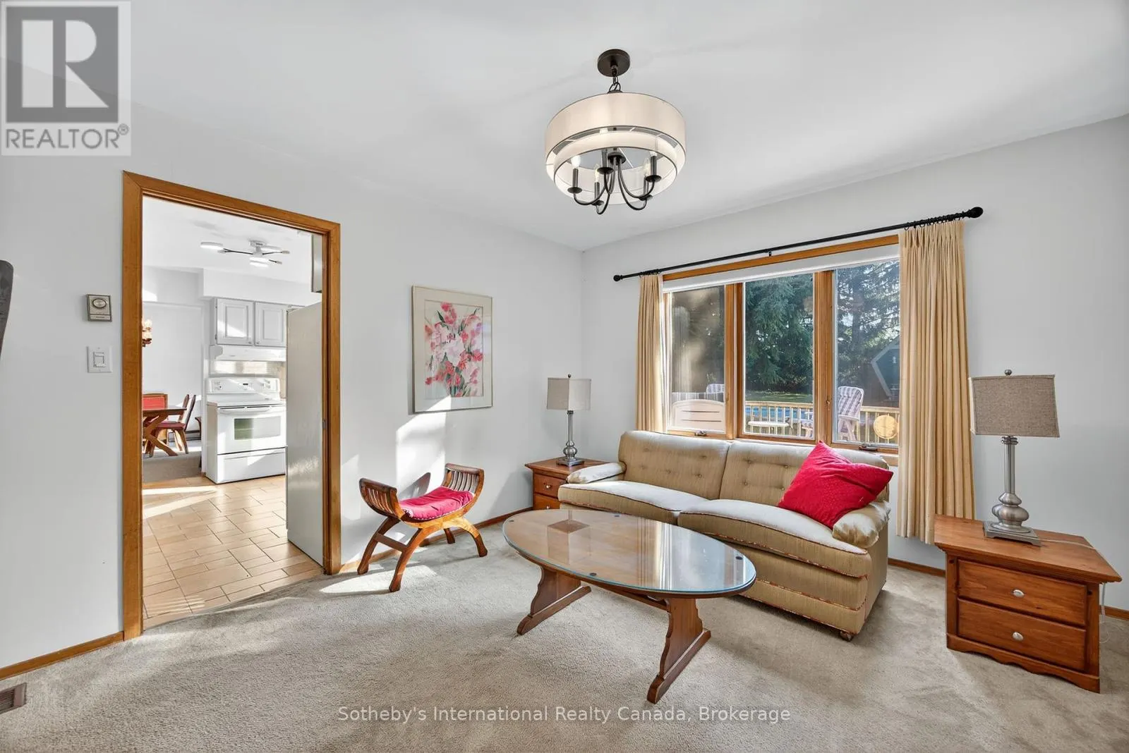 152 BAYVIEW AVENUE