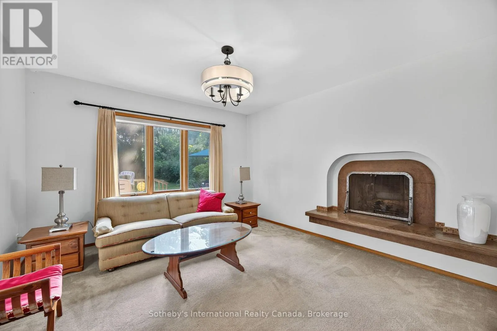 152 BAYVIEW AVENUE