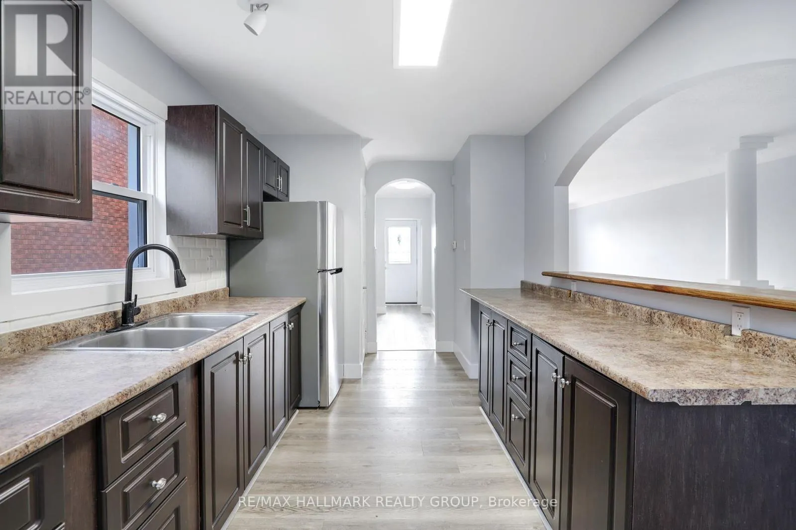 1108 MERIVALE ROAD