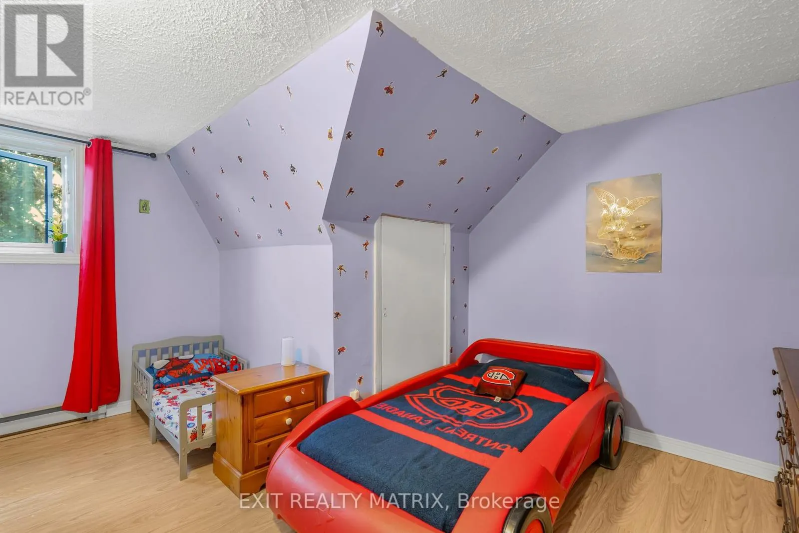 453 GARNEAU ROAD