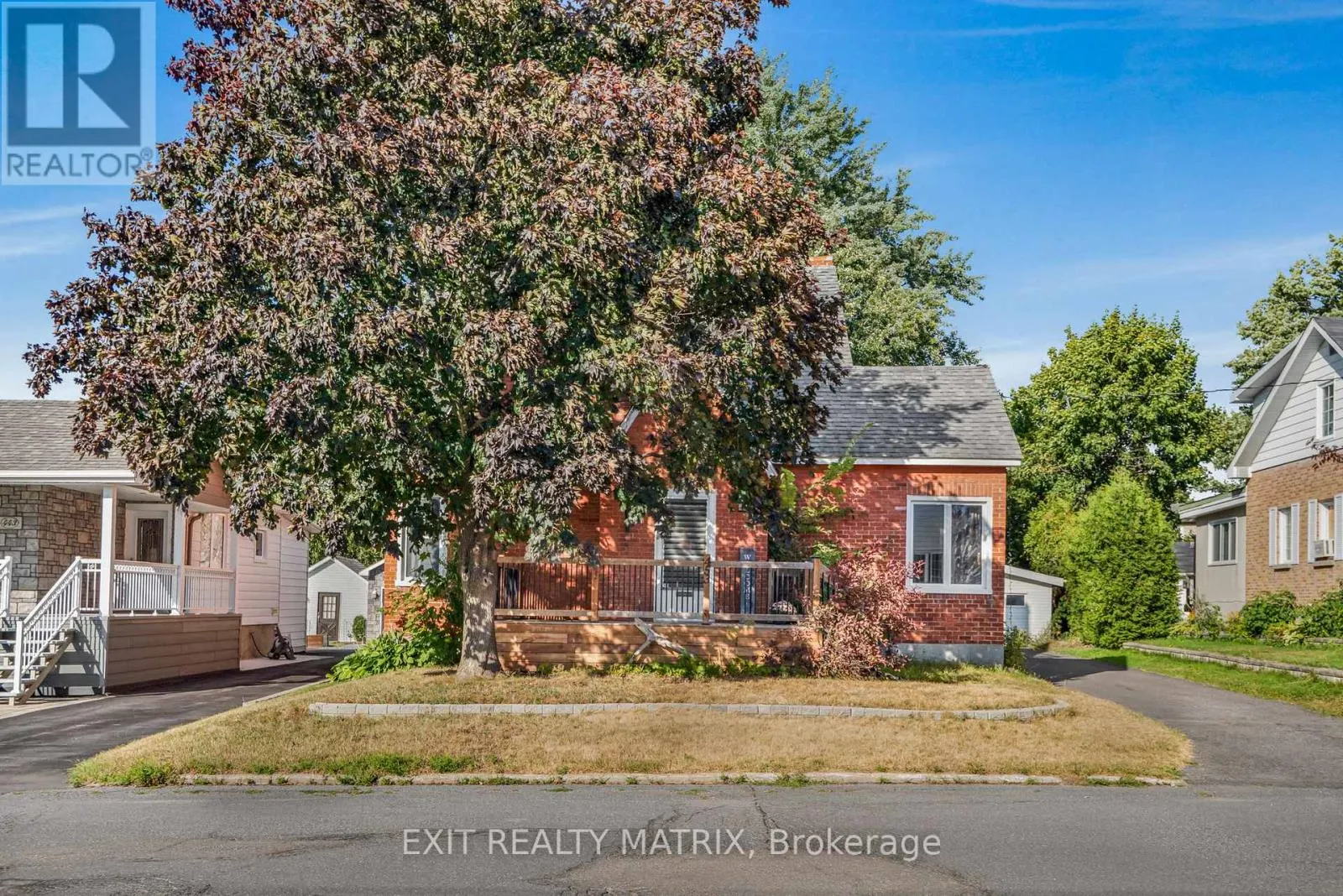 453 GARNEAU ROAD