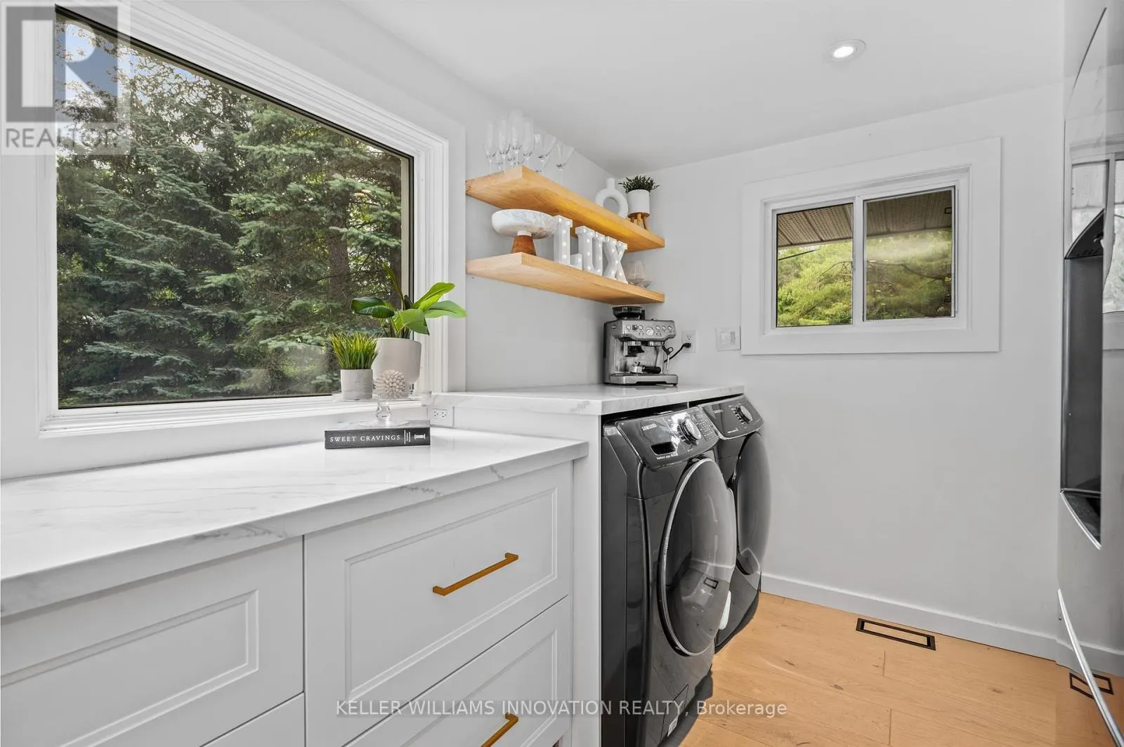 2872 MUSKOKA ROAD 118 W
