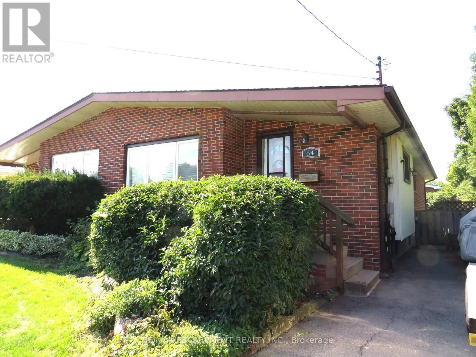 64 LUSCOMBE STREET