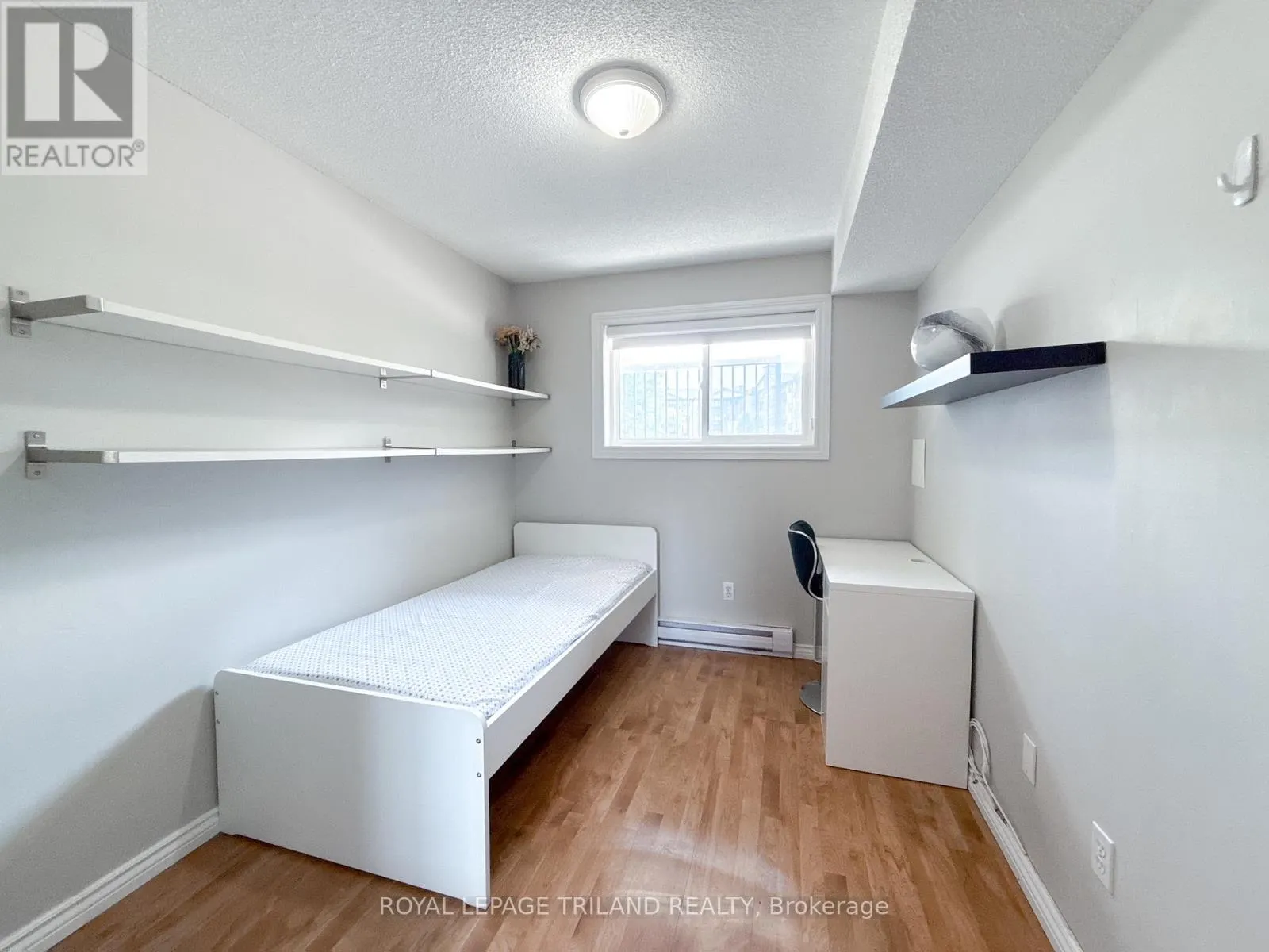 110 - 5 JACKSWAY CRESCENT, #110