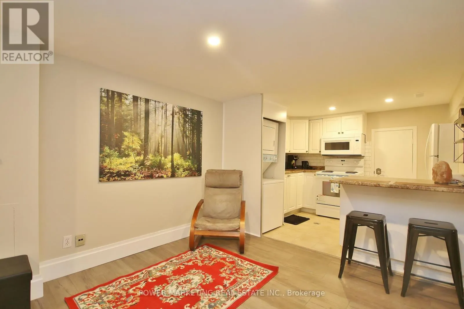 A - 835 MONTREAL ROAD