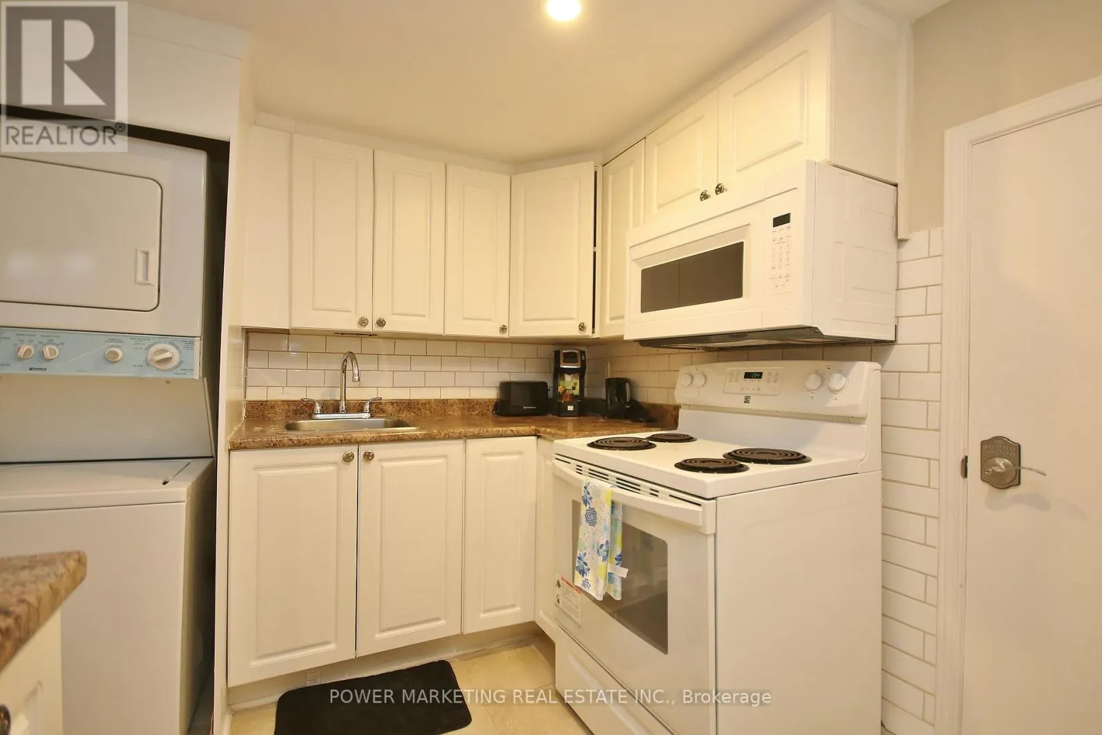 A - 835 MONTREAL ROAD