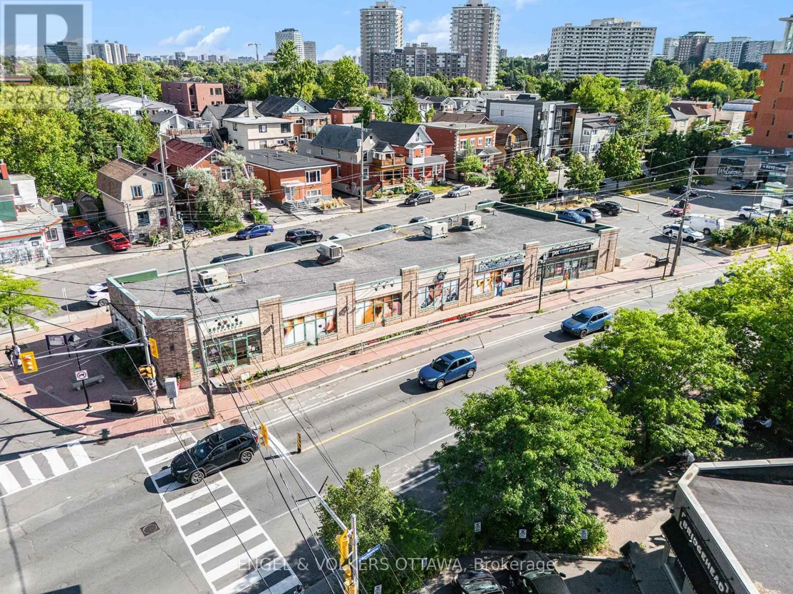 605 - 7 MARQUETTE AVENUE