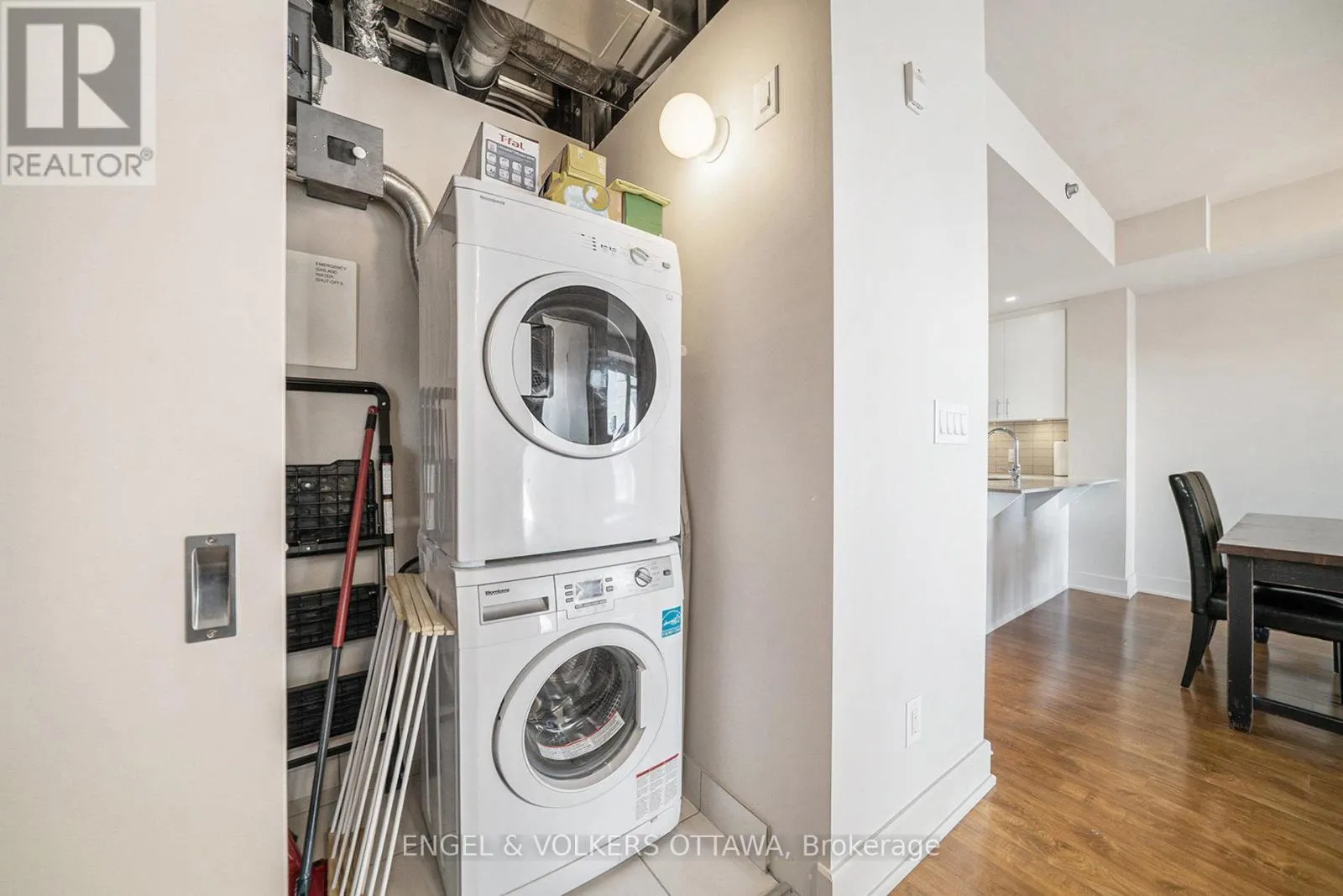 605 - 7 MARQUETTE AVENUE