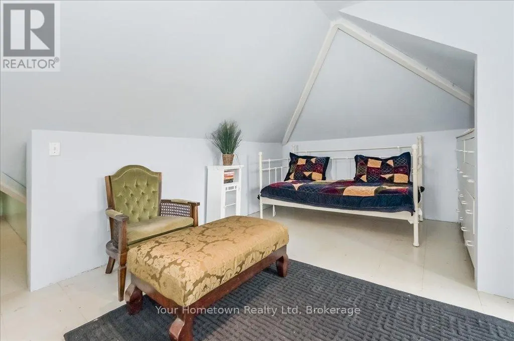 6933 WELLINGTON 7 ROAD