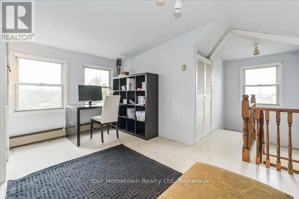 6933 WELLINGTON 7 ROAD